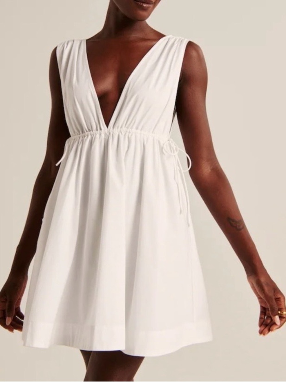 NWT Abercrombie & Fitch Deep V-Neck Drawstring Babydoll Mini Dress in White